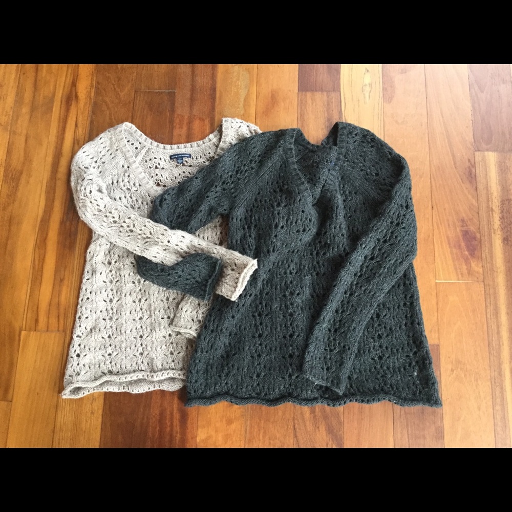 2 Super sweaters